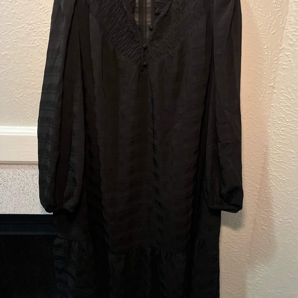 LOFT Black Long-Sleeve V-Neck Dress